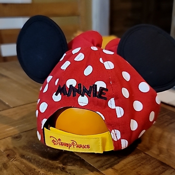 Disney Minnie Mouse toddler hat - Picture 3 of 5